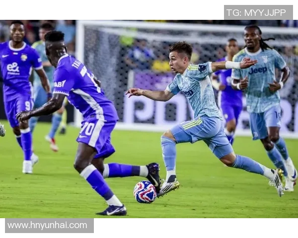 热身赛精彩对决墨西哥与韩国球队争锋相对展现足球魅力